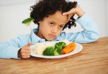 Ketahui Penyebab Anak Susah Makan